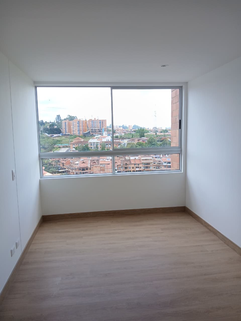 WhatsApp Image 2026-04-16 at 12.19.07